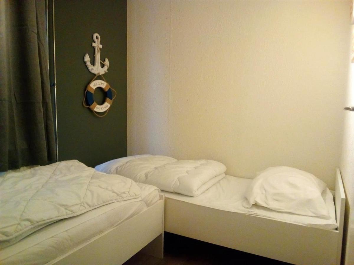 Het Dobbertje, Charmant Houten Huisje Sint Maartensvlotbrug Экстерьер фото