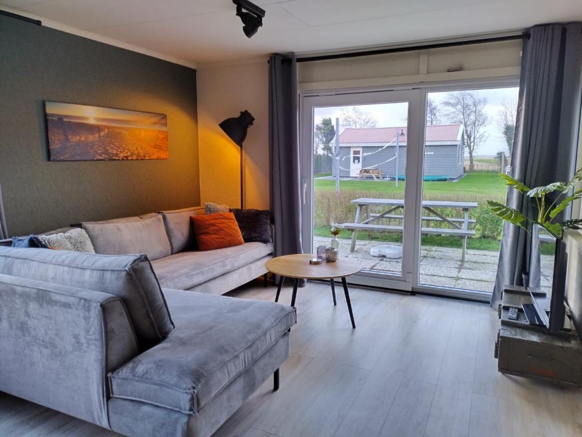 Het Dobbertje, Charmant Houten Huisje Sint Maartensvlotbrug Экстерьер фото